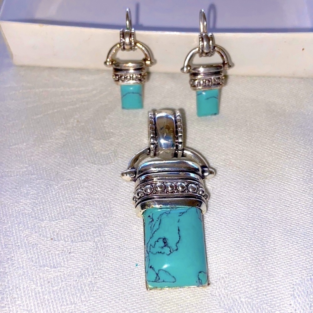 Boho Turquoise Stone Pendant Slide & Hook Turquoise Earrings Set Silver Tone